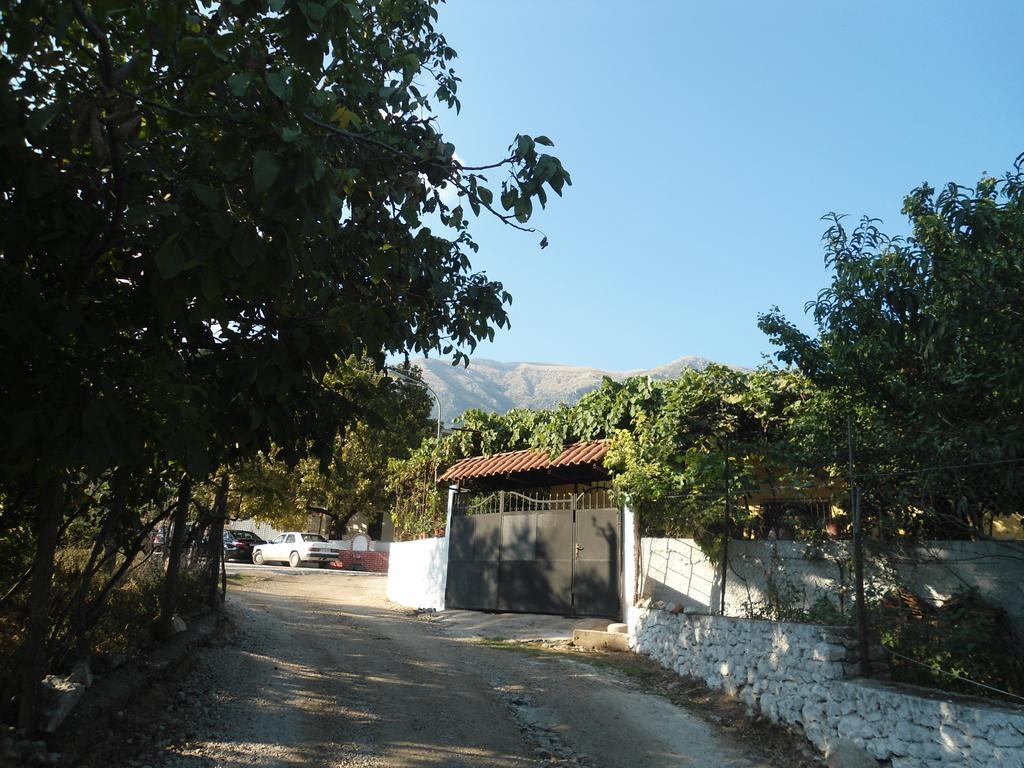 Eva Apartments Dhërmi Εξωτερικό φωτογραφία